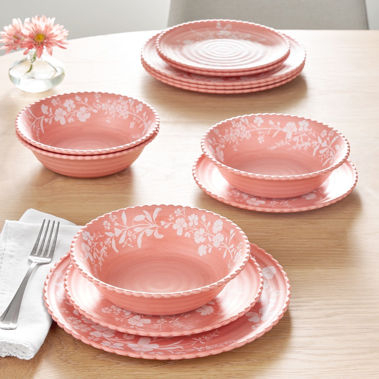 Pioneer Woman Daisy Melamine Dinnerware Set Floral Pink New 12 pieces